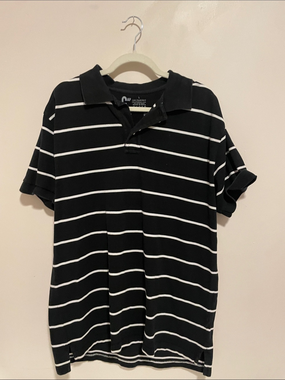 GAP Black Polo with White stripes polo vintage